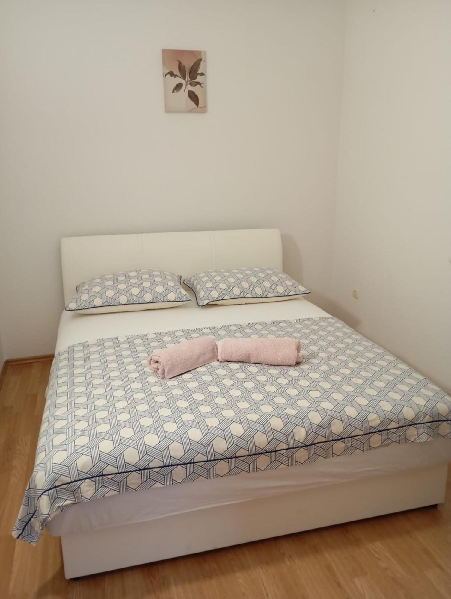 Apartmani Joja 比奥格勒·纳·莫鲁 外观 照片
